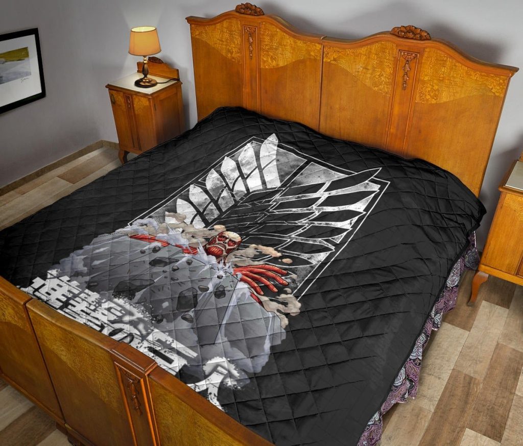 attack on titan anime premium quilt colossal titan wrecking wall wings of freedom symbol quilt blankett1dl5 - Attack On Titan Store